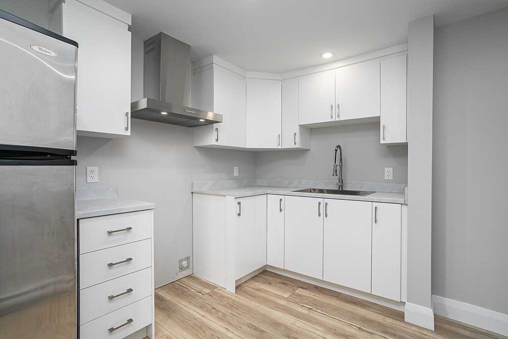 99 B-99 Rue Saint-Hyacinthe - Photo 2 of 20