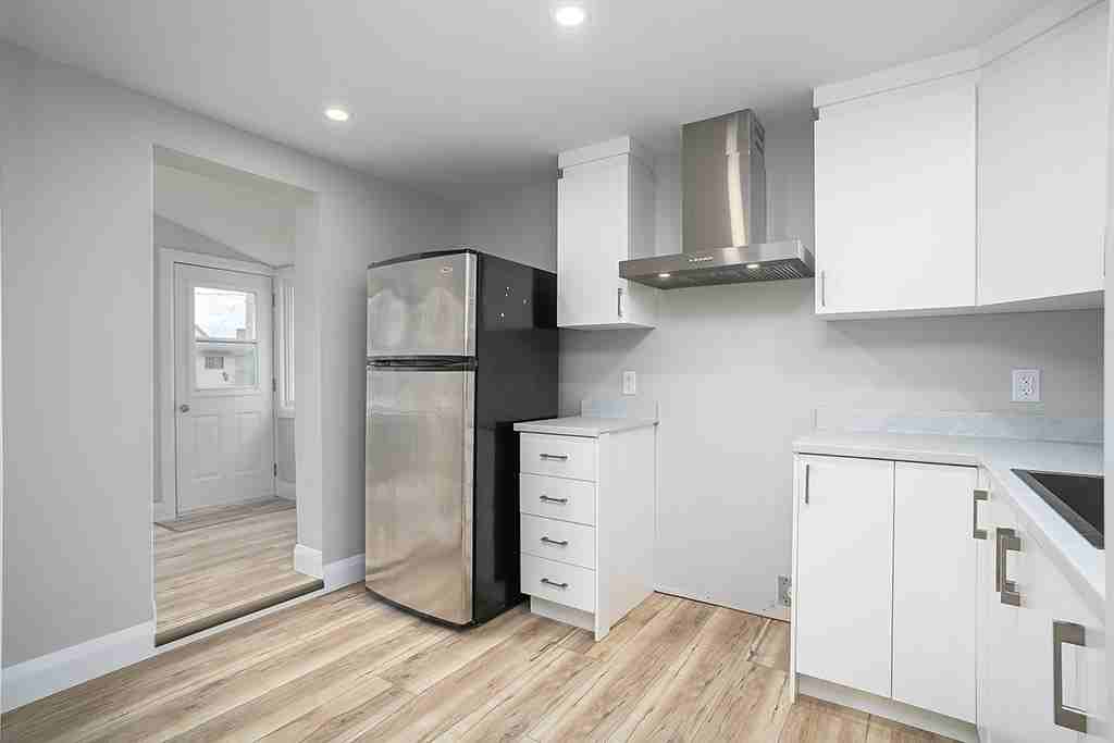 99 B-99 Rue Saint-Hyacinthe - Photo 4 of 20