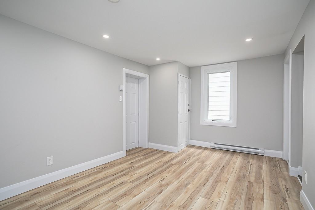 99 B-99 Rue Saint-Hyacinthe - Photo 7 of 20