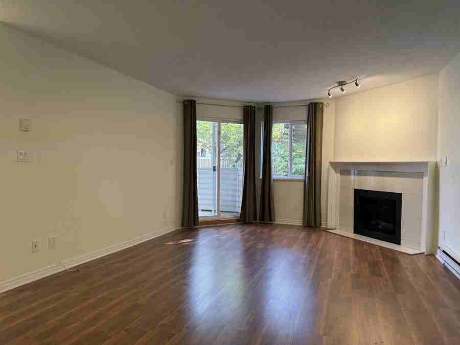 11963 223 St - Photo 2 of 25