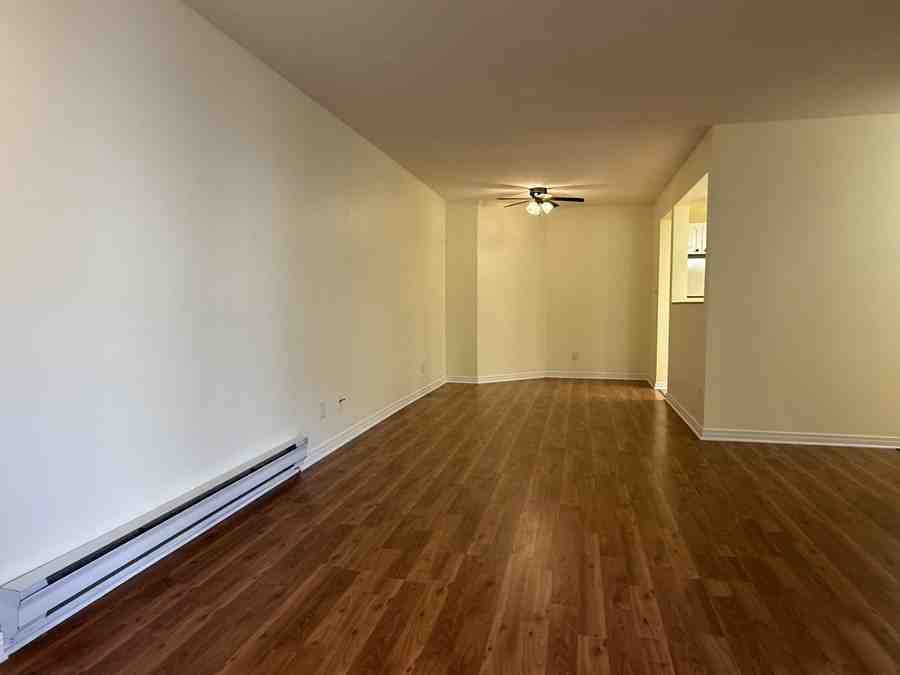11963 223 St - Photo 3 of 25