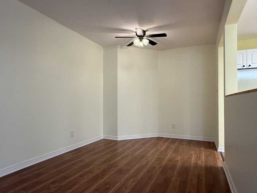 11963 223 St - Photo 6 of 25