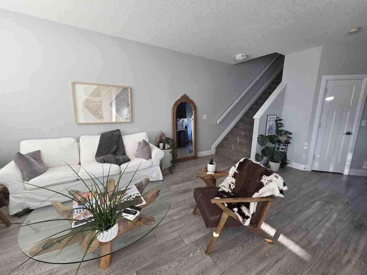 12 Harrison Gate - Photo 2 of 22
