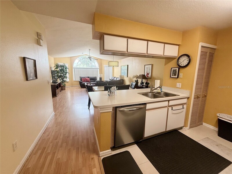 3139 Britannia Blvd #C - Photo 2 of 29