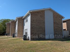 1906 Barak Ln #9 - Photo 1 of 1