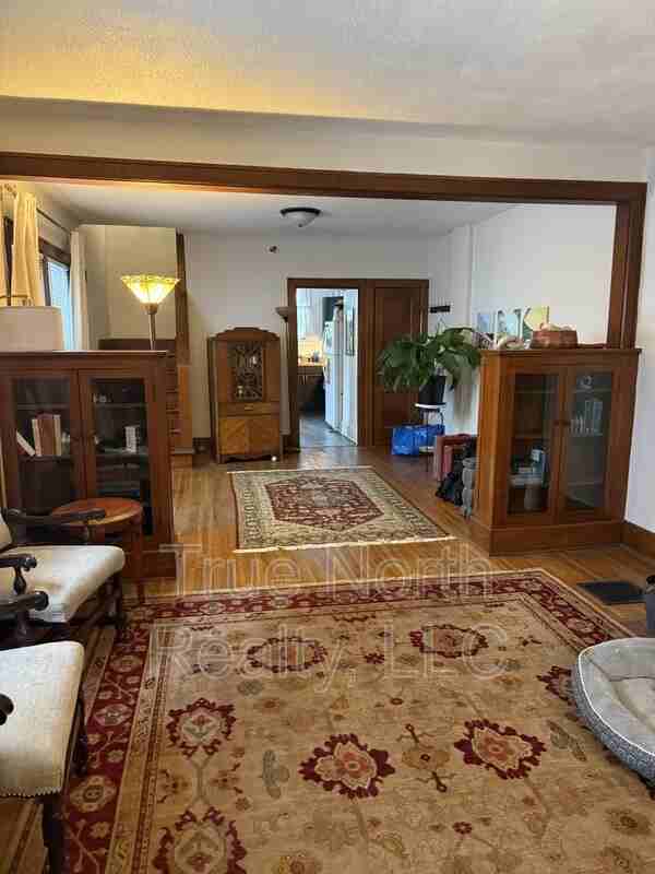2548 N 4th St - Photo 4 of 10