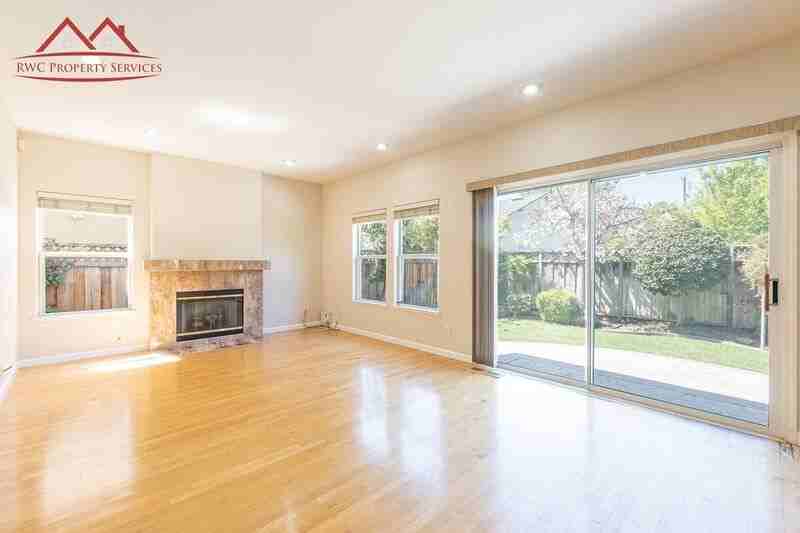 10415 Stern Ave - Photo 5 of 33