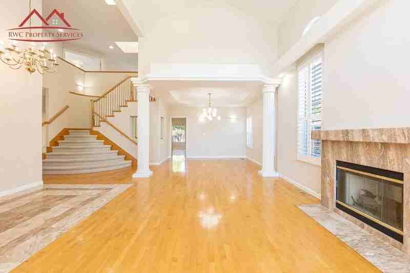 10415 Stern Ave - Photo 6 of 33