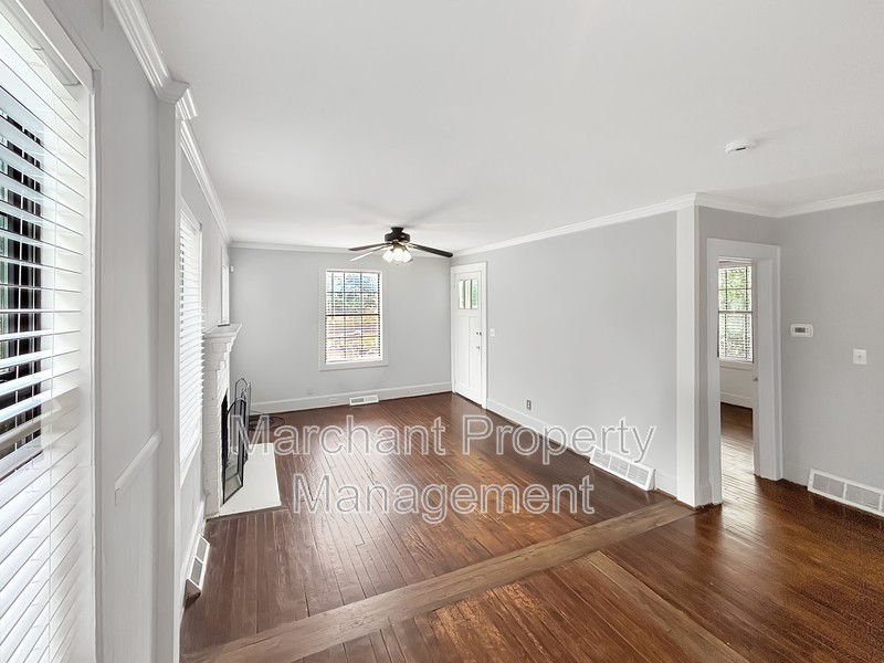 210 Ashley Ave - Photo 5 of 17