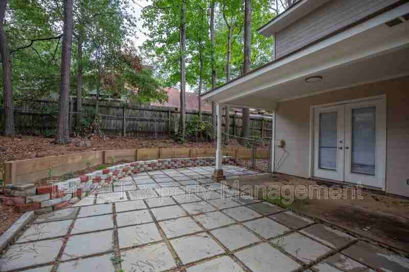 6820 Panstone Dr - Photo 3 of 26