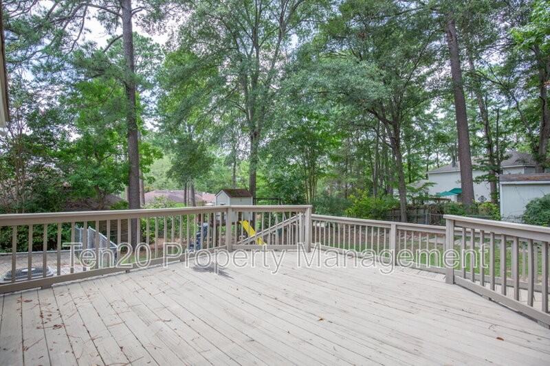 6820 Panstone Dr - Photo 4 of 26