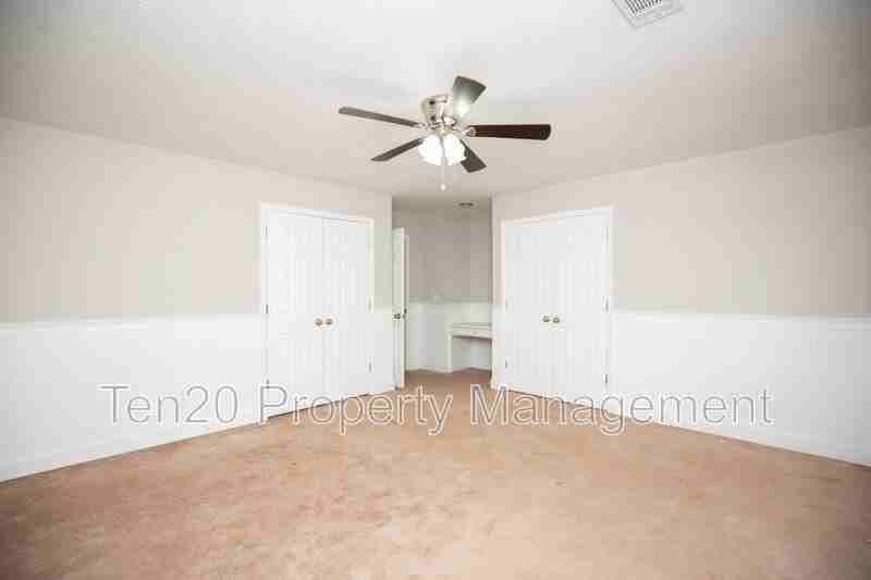6820 Panstone Dr - Photo 6 of 26