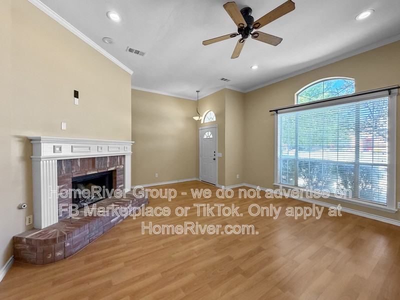 10911 Red Cedar Dr - Photo 3 of 21