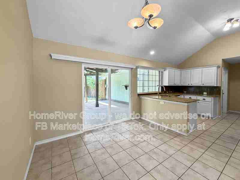 10911 Red Cedar Dr - Photo 4 of 21
