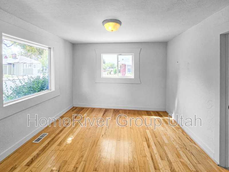 417 E Cleveland Ave - Photo 6 of 45