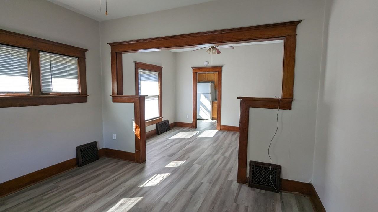 508 N 22nd St - Photo 3 of 11