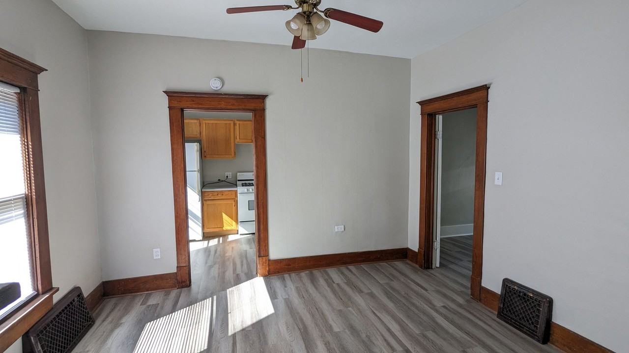 508 N 22nd St - Photo 4 of 11