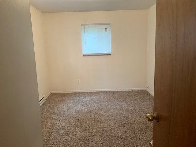 18557 Kenosha St - Photo 3 of 8