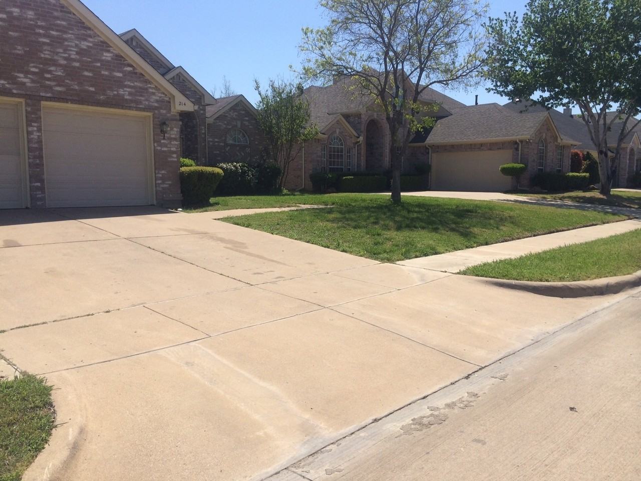 214 E Lynn Creek Dr - Photo 4 of 13