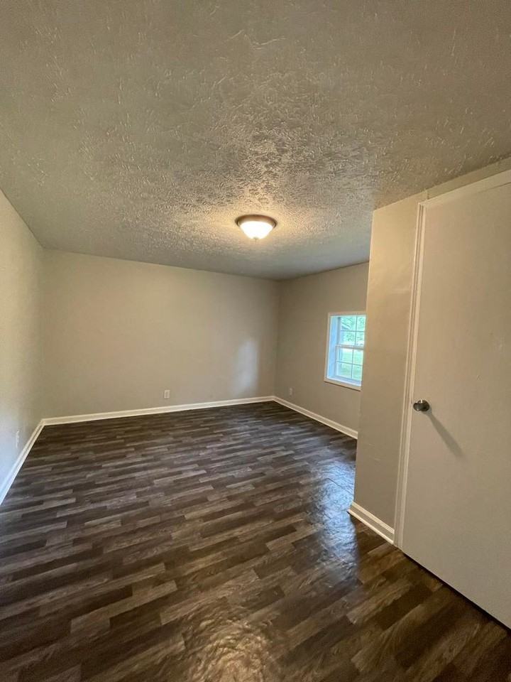 720 Briggs Ave - Photo 6 of 8