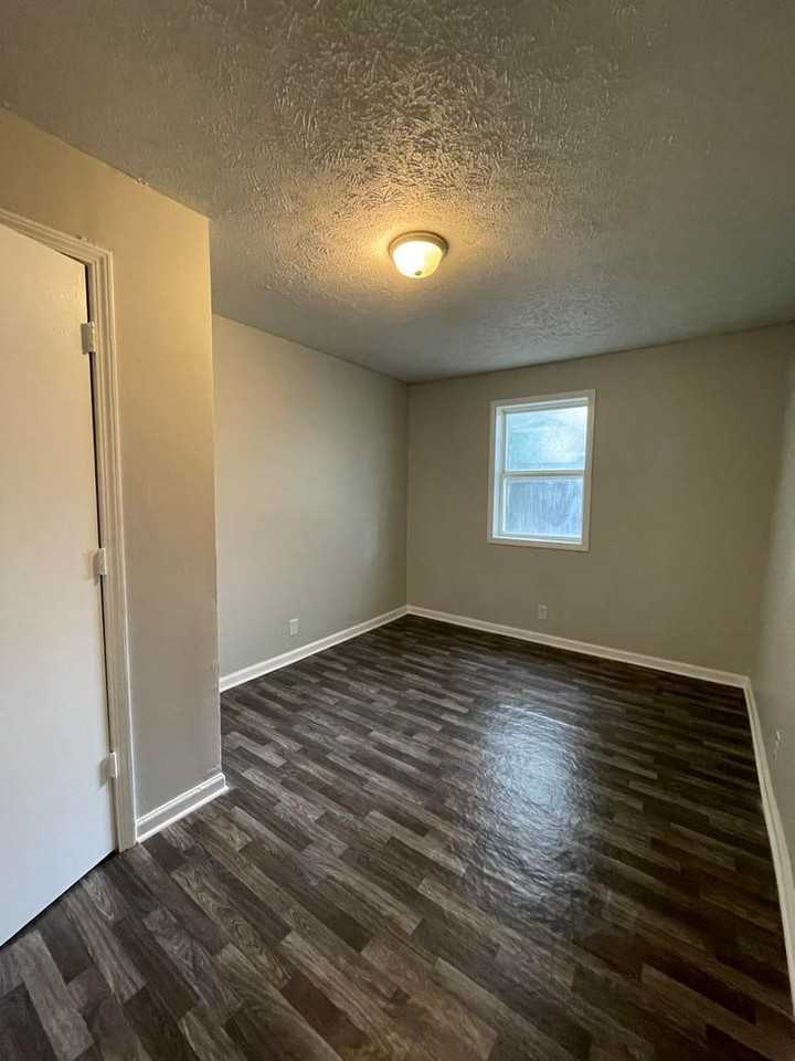 720 Briggs Ave - Photo 7 of 8