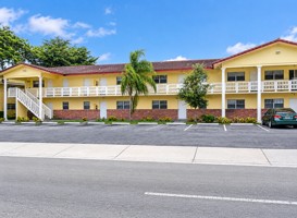 featured image of 3800 Riverside Dr