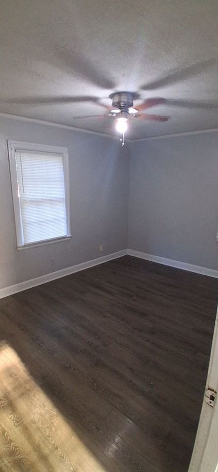 2326 Lowell Ave - Photo 5 of 8