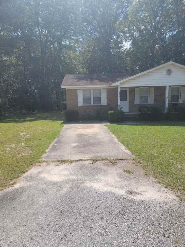 324A Walden Ave - Photo 2 of 10