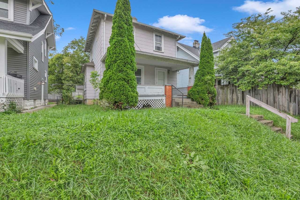 243 N Wayne Ave - Photo 7 of 38