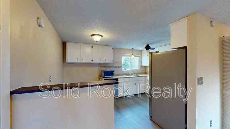 1620 River Dr - Photo 5 of 21