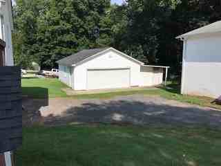 515 Fisher St - Photo 4 of 4