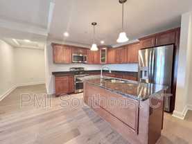 461 Bank St #806 - Photo 1 of 1
