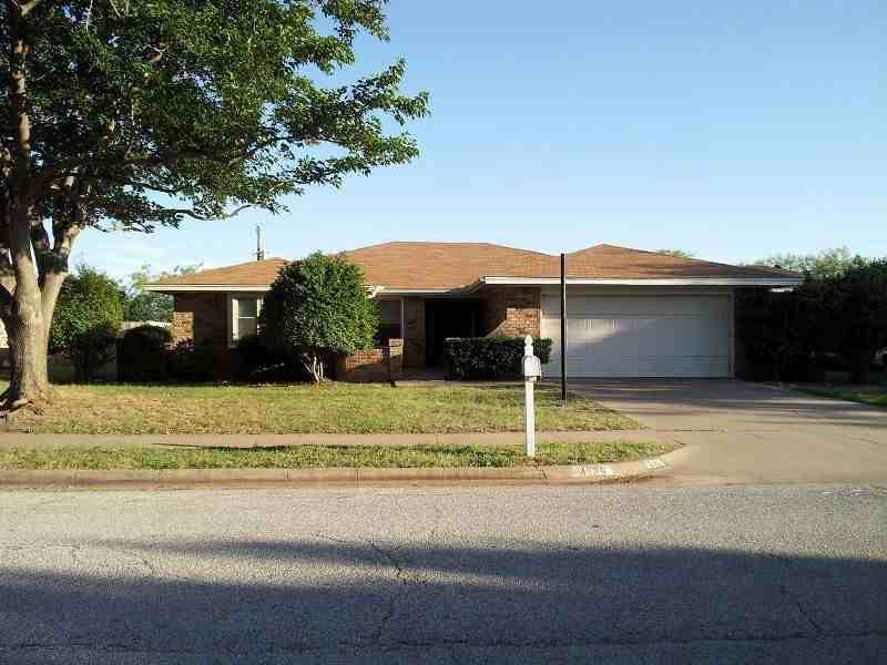 4929 Reginald Dr - Photo 3 of 11