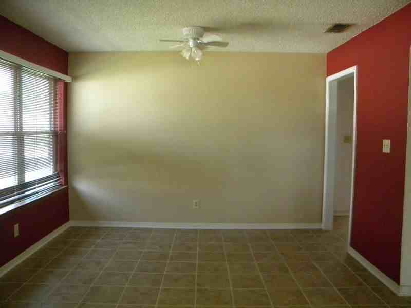 4929 Reginald Dr - Photo 5 of 11