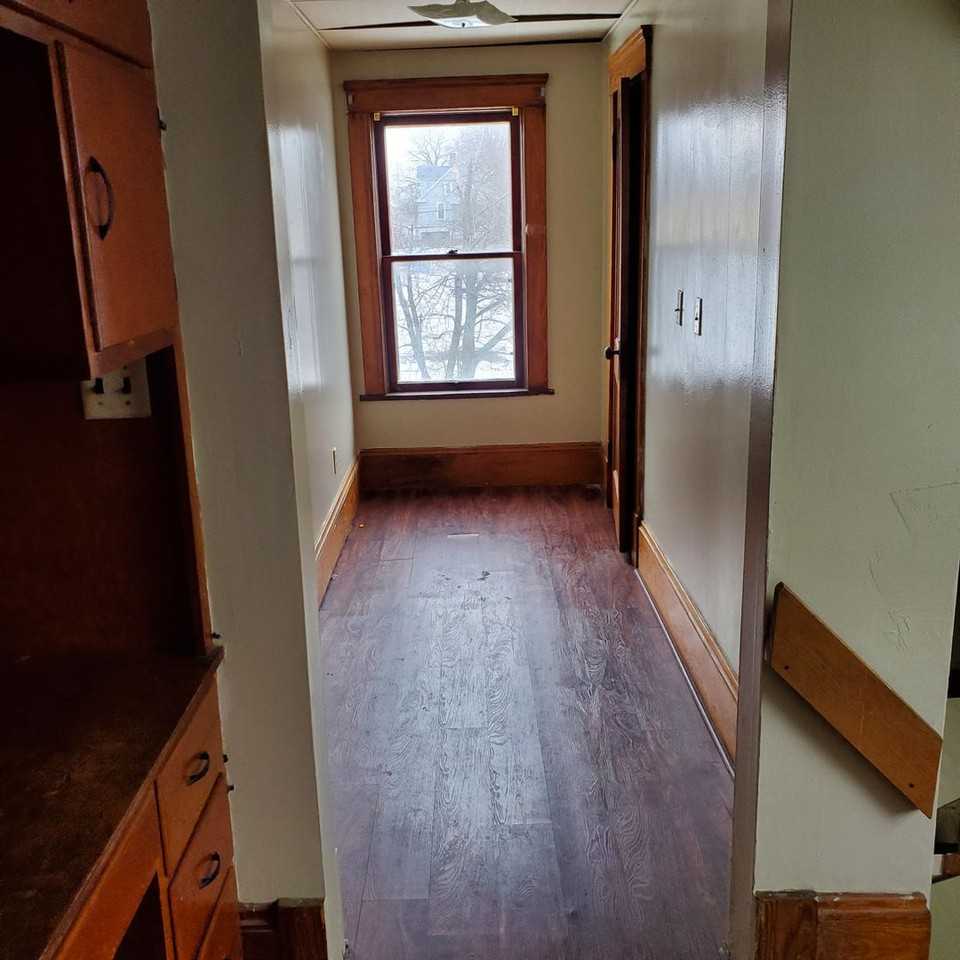 1979 E 29th St - Photo 5 of 16