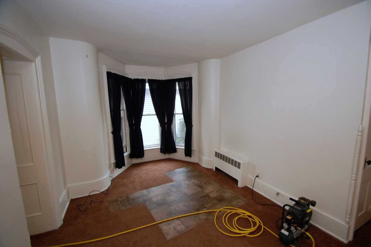 317 S 5th St #2 - Photo 6 of 11