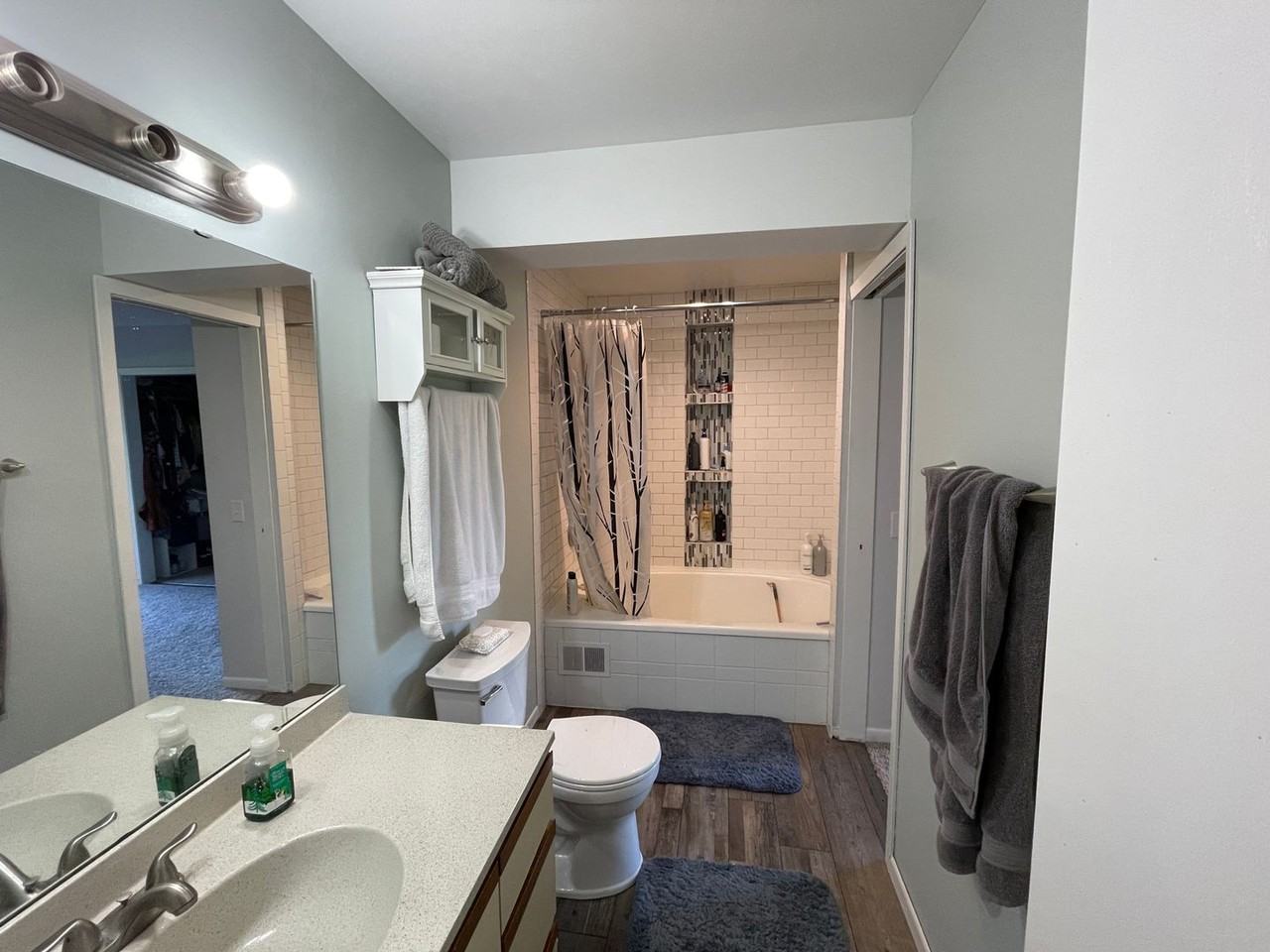 2746 Lyman Ln - Photo 6 of 19