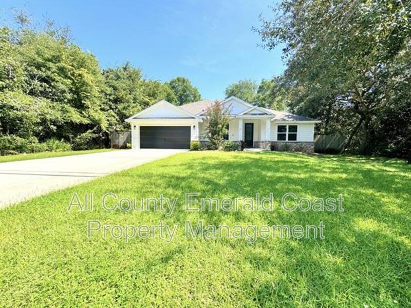 481 Kelly St - Photo 4 of 50