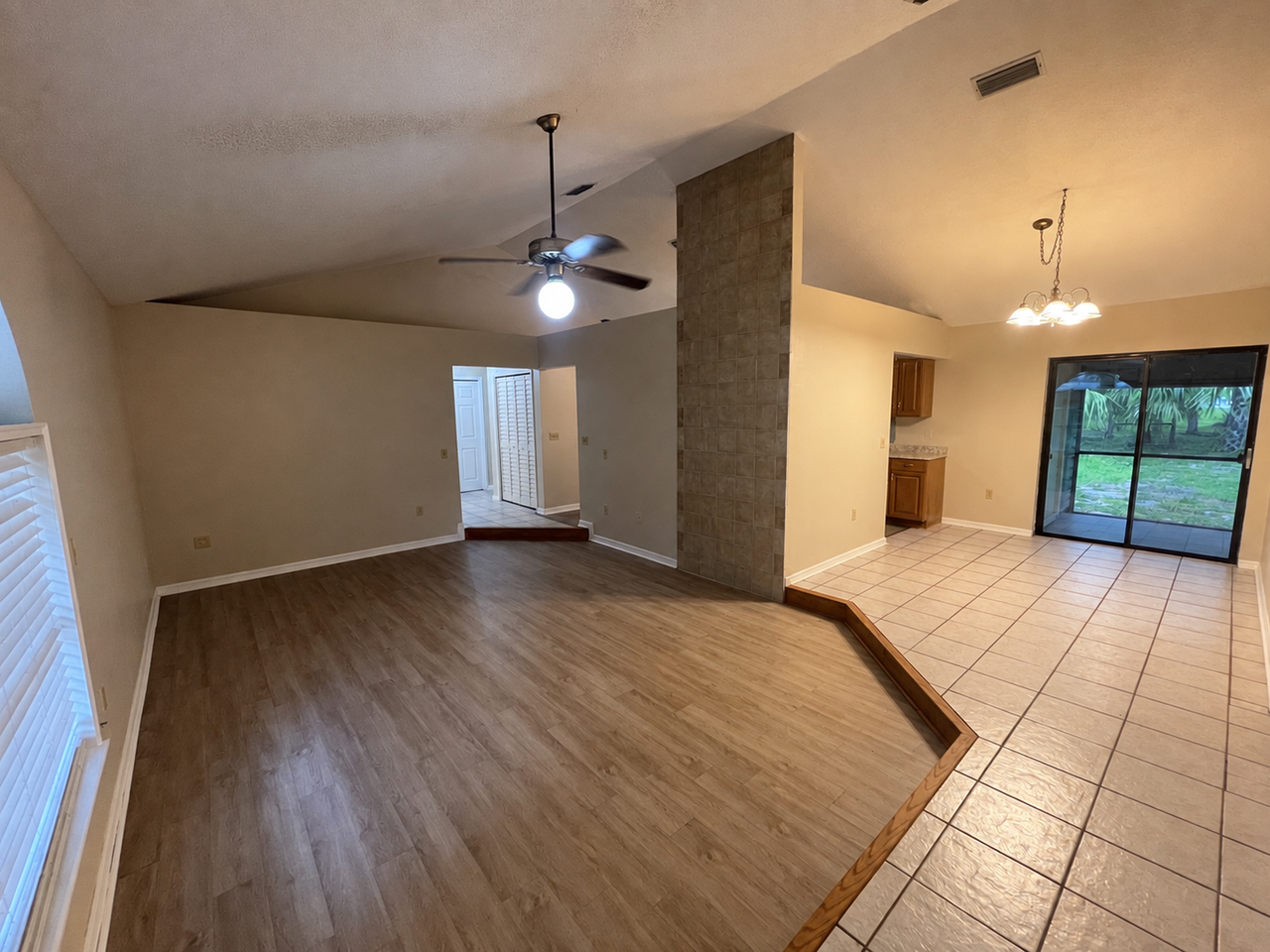 10011 Sw 86th Ter - Photo 2 of 16