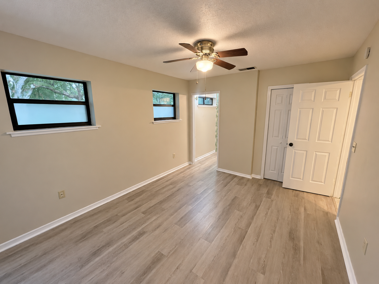 10011 Sw 86th Ter - Photo 7 of 16