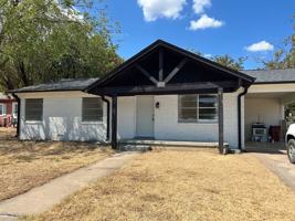 featured image of 2405 Nw 2nd Ave