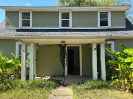 featured image of 735 N 9th St
