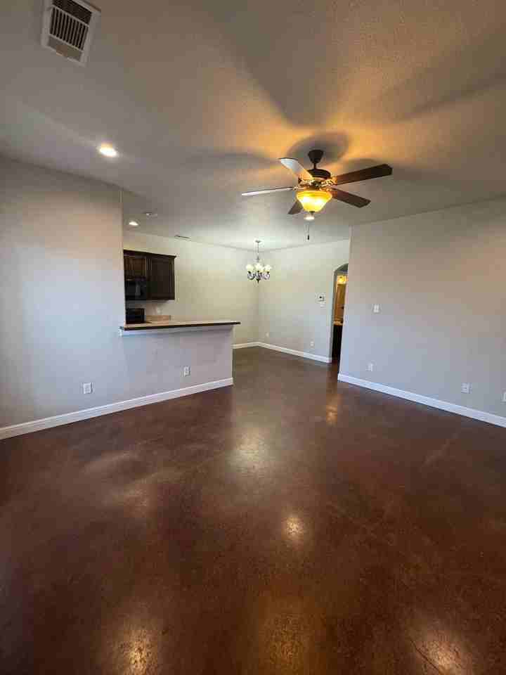203 Walker Ln - Photo 3 of 16