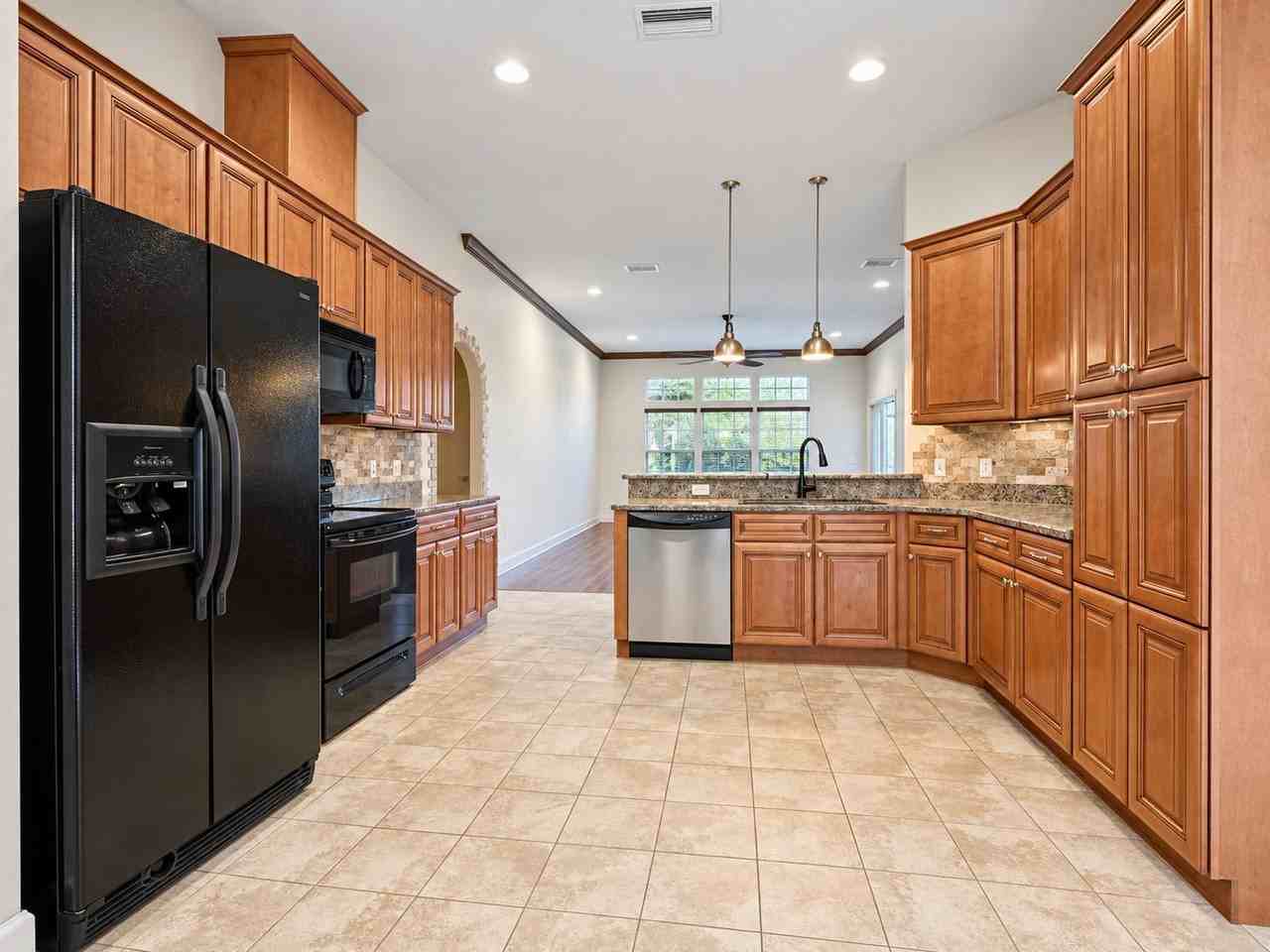 11774 Nw 60th Dr - Photo 3 of 17