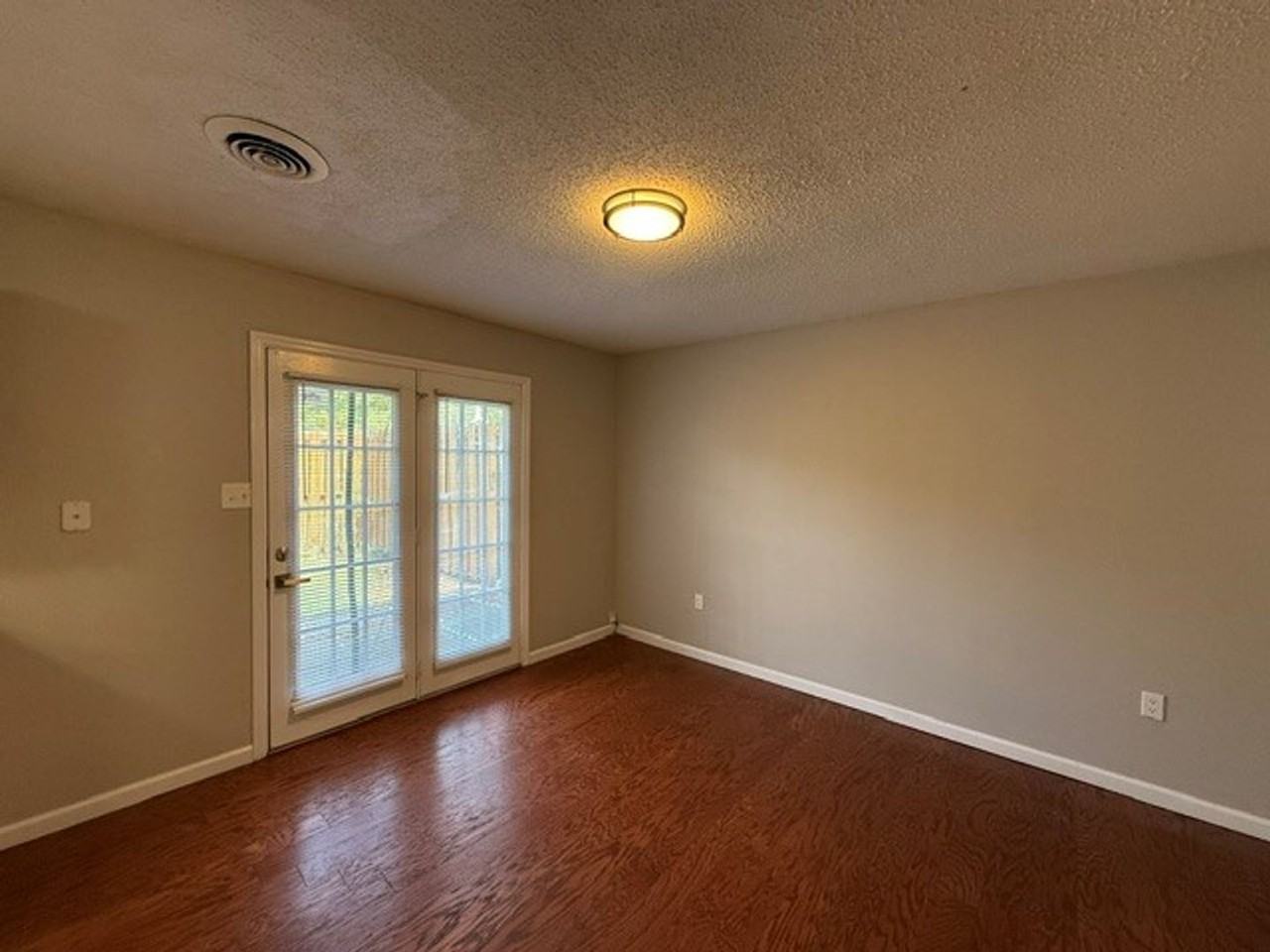 5003 Trace Manor Ln - Photo 5 of 10