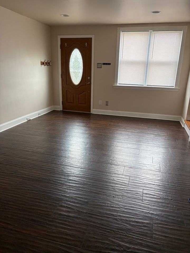 2259 Dermond Ave #1 - Photo 3 of 40
