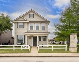 featured image of 900 Eagle Ave