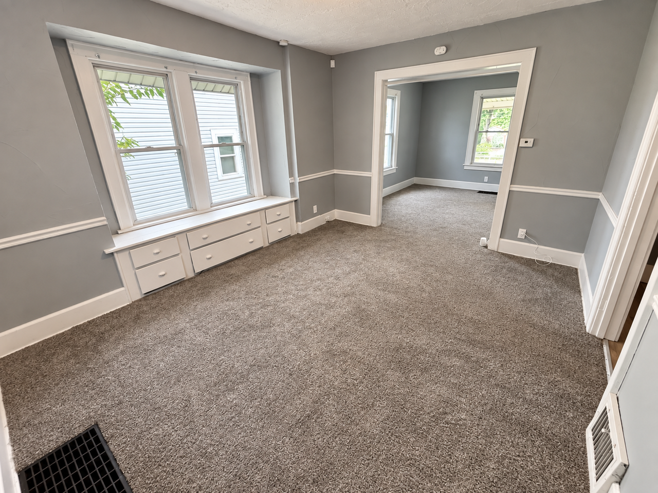 2608 Leland Ave - Photo 6 of 19
