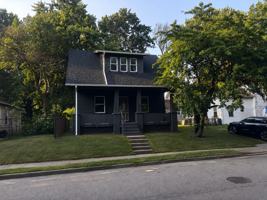 featured image of 347 E Voris St
