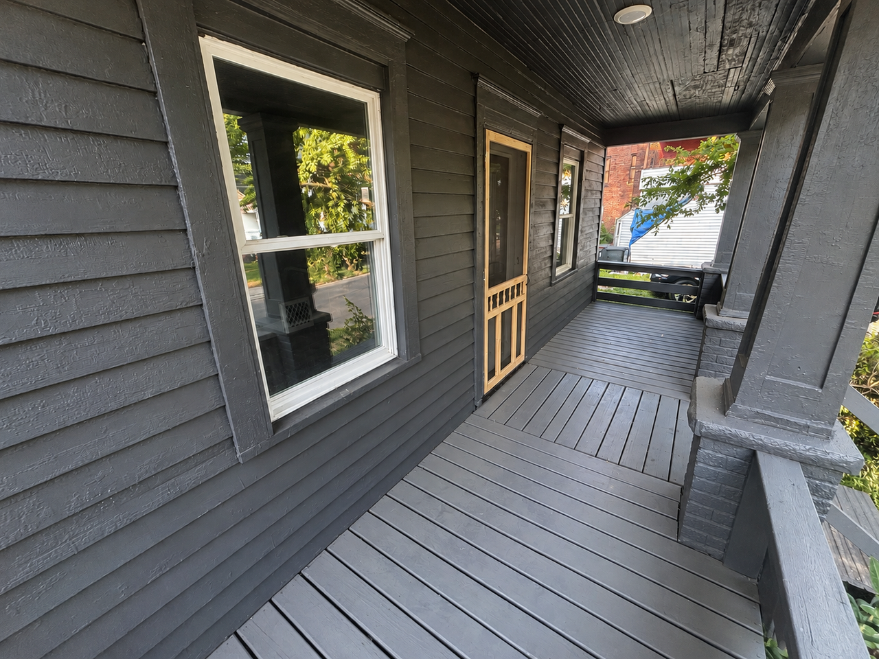 347 E Voris St - Photo 3 of 21